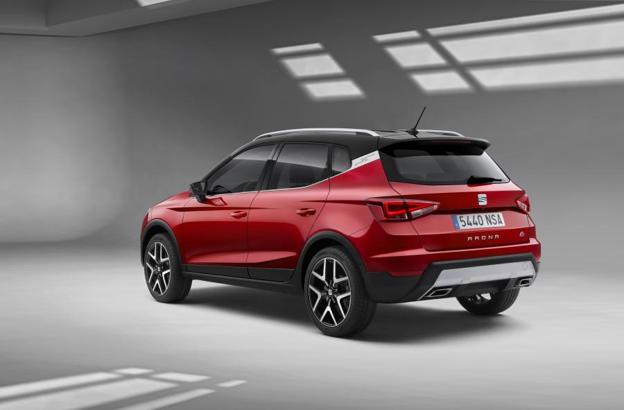  Seat Arona FR 2017 года  (WW) (фото 14 из 47)